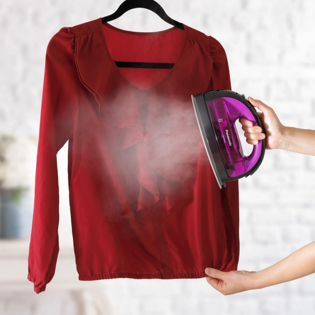 Panasonic NI-WL41 Cordless Steam Iron - Image 9